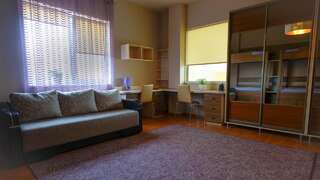 Хостелы City Hostel Panorama Ужгород Односпальная кровать в общем номере с 4 кроватями-5